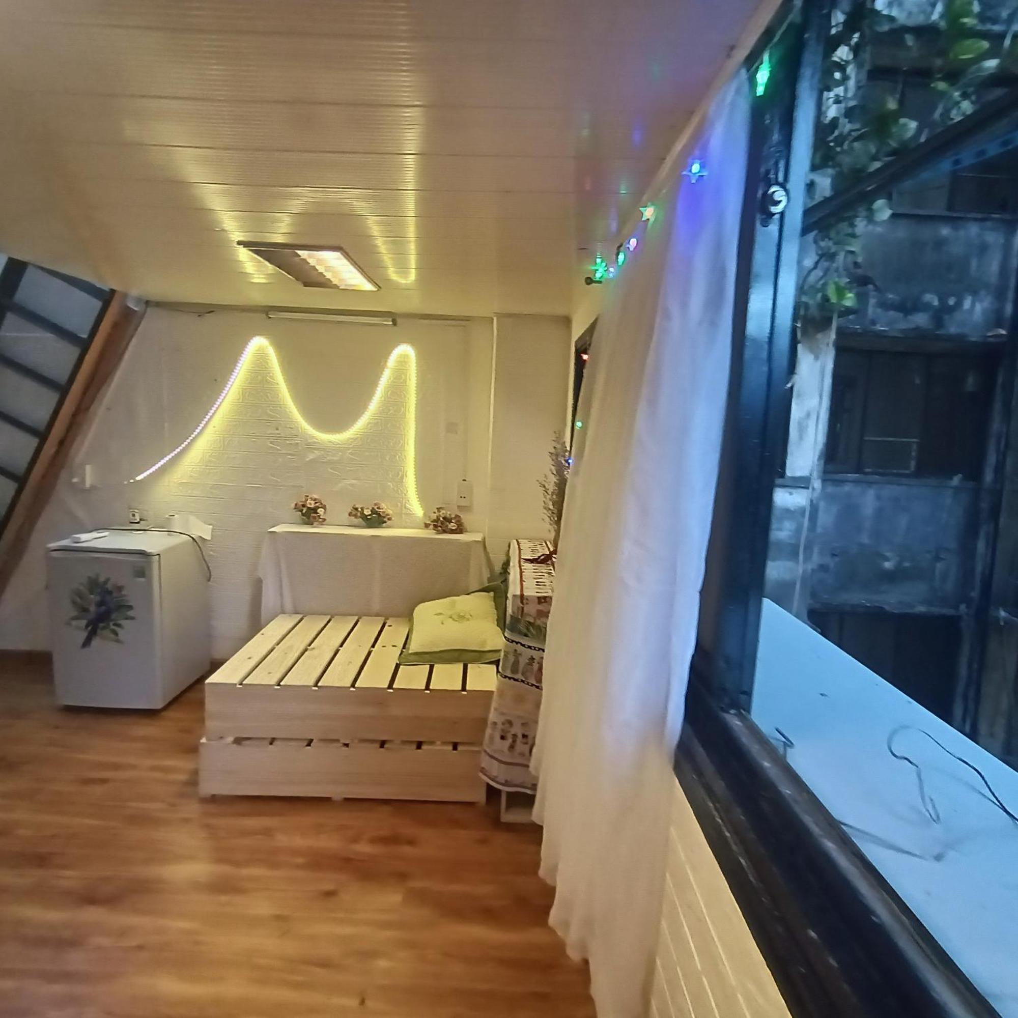 Căn hộ 430 Private With Washing Machine And Kitchen TP. Hồ Chí Minh